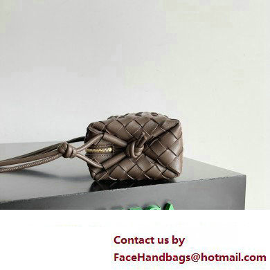 Bottega Veneta Mini Loop Camera Intrecciato leather cross-body Bag FONDANT 2024