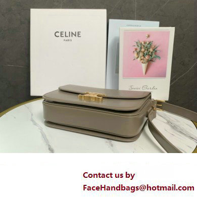 CELINE Classique Triomphe Bag in shiny calfskin pebble 2024