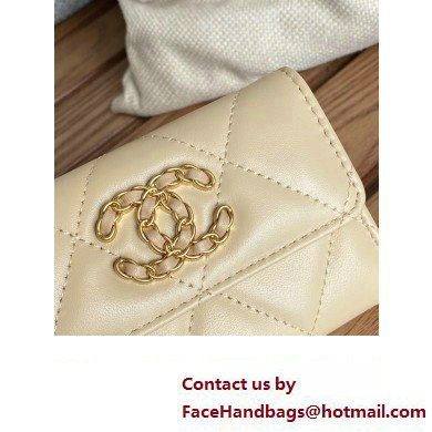 CHANEL 19 Flap Card Holder in lambskin AP1790 BEIGE 2023