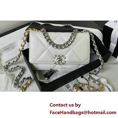 Chanel 19 Shiny Lambskin Wallet On Chain WOC Bag AP3267 White/Silver 2023 - Click Image to Close