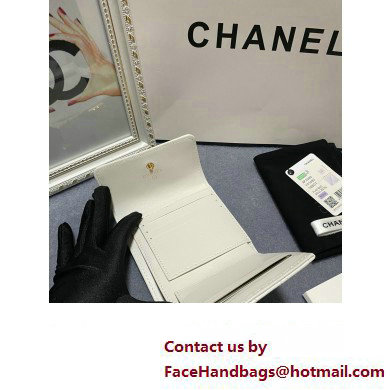 Chanel Boy Small Flap Wallet AP2090 in Grained Calfskin White/Gold