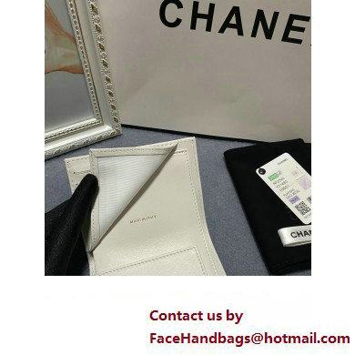 Chanel Boy Small Flap Wallet AP2090 in Grained Calfskin White/Gold