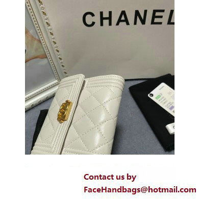 Chanel Boy Small Flap Wallet AP2090 in Lambskin White/Gold