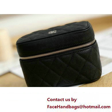 Chanel Cosmetic Case Bag 31107 in Grained Calfskin Black