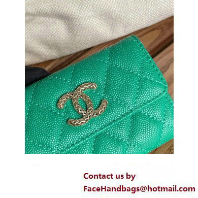 Chanel Gold-Tone Cutout CC Logo Flap Card Holder AP3187 in Grained Calfskin Green