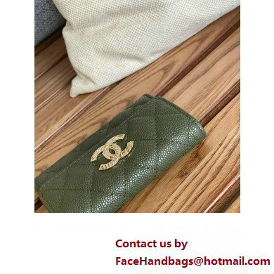 Chanel Gold-Tone Metal Logo Flap Card Holder AP3047 in Grained Calfskin Green