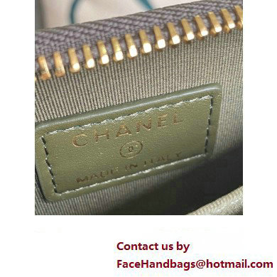 Chanel Gold-Tone Metal Logo Zip Card Holder AP3045 in Grained Calfskin Green