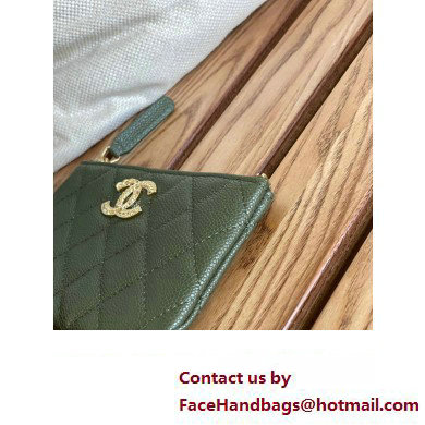 Chanel Gold-Tone Metal Logo Zip Card Holder AP3049 in Grained Calfskin Green