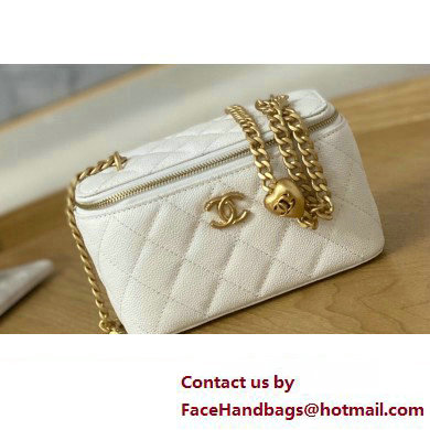 Chanel Small Sweet Heart Vanity Case Bag 81247 in Grained Calfskin White