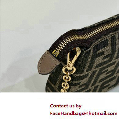 Fendi Baguette Pouch clutch with chain Bag in Brown jacquard FF fabric