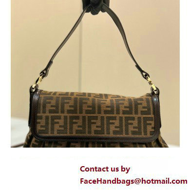 Fendi Vintage Shoulder Bag in Brown jacquard FF fabric 8333