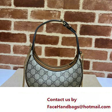 Gucci Half-moon-shaped mini bag with Interlocking G 726843 GG canvas Beige