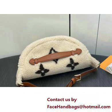 Louis Vuitton Shearling LV Ski Bumbag Bag M23715 Cream/Brown 2023