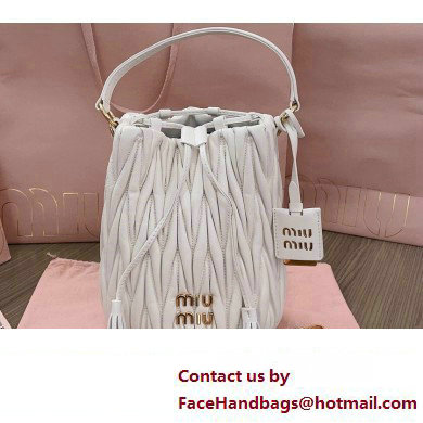 Miu Miu Matelasse nappa leather Bucket Bag 5BE084 White