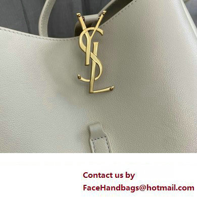 Saint Laurent le 5 à 7 supple small Bag in grained leather 713938 White