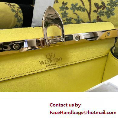 Valentino Rockstud Clutch Bag In Calfskin Yellow 2024