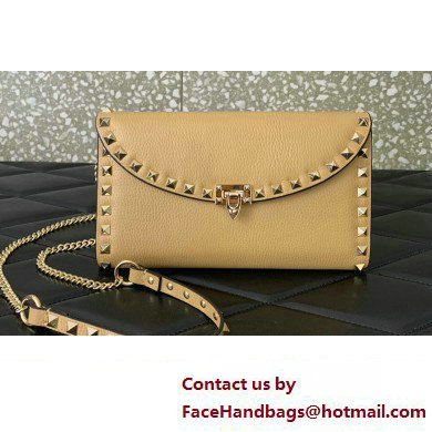 Valentino Rockstud Wallet With Chain in Grainy Calfskin Beige 2024 - Click Image to Close