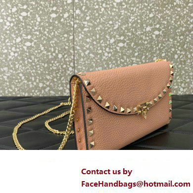 Valentino Rockstud Wallet With Chain in Grainy Calfskin Nude Pink 2024