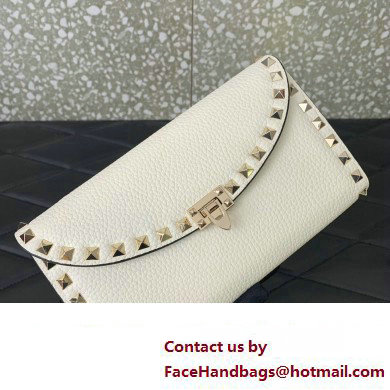 Valentino Rockstud Wallet With Chain in Grainy Calfskin White 2024