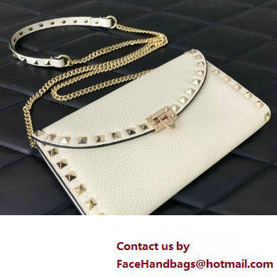 Valentino Rockstud Wallet With Chain in Grainy Calfskin White 2024