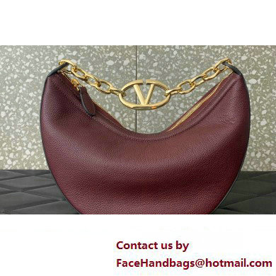 Valentino Small Vlogo Moon Hobo Bag In grainy calfskin Burgundy With Chain - Click Image to Close