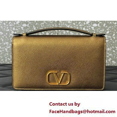 Valentino Vlogo Signature Wallet With Chain in Grainy Calfskin Gold 2024