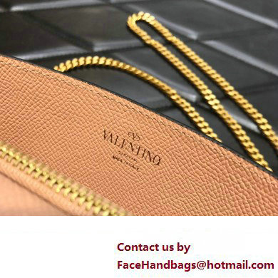 Valentino Vlogo Signature Wallet With Chain in Grainy Calfskin Nude Pink 2024