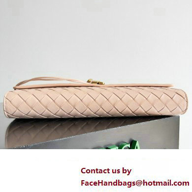 Bottega Veneta Long Clutch Andiamo With Handle Intrecciato leather bag Nude Pink with metallic knot closure 2024