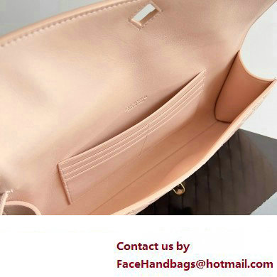 Bottega Veneta Long Clutch Andiamo With Handle Intrecciato leather bag Nude Pink with metallic knot closure 2024