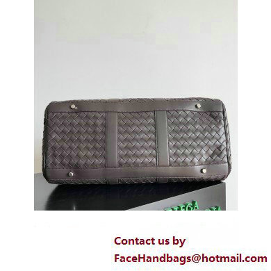 Bottega Veneta Medium Intrecciato Duffle Intrecciato leather Bag Fondant