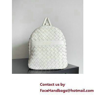 Bottega Veneta Medium Intrecciato Duffle Intrecciato leather Bag Space / White