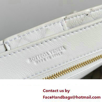 Bottega Veneta Small Andiamo Intrecciato leather top handle Bag White With Chain 2024