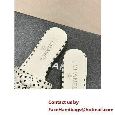 Chanel dots leather mules with Camellia white 2024