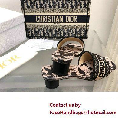 Dior Beige and Black Cotton Embroidered with Fleurs Mystiques Motif Dway Heeled Slide 2024