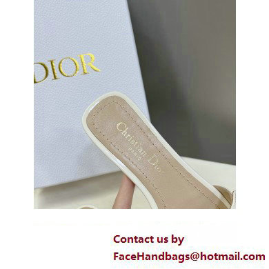 Dior C'est Dior Slide white 2024