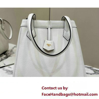 Fendi Origami Medium bag White leather that can be transformed 2024 - Click Image to Close