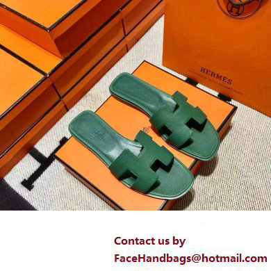 Hermes Oran Flat slippers in epsom leather vert lierre