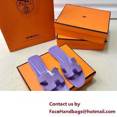 Hermes Oran Flat slippers in epsom leather violet