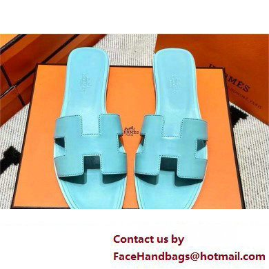 Hermes Oran Flat slippers in swift leather bleu cameo