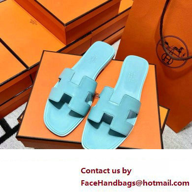 Hermes Oran Flat slippers in swift leather bleu cameo