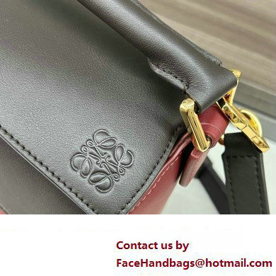 LOEWE Small Puzzle bag in classic calfskin Chocolate/Burgundy 2024