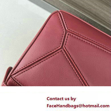 LOEWE Small Puzzle bag in in classic calfskin burgundy 2024