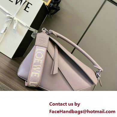 LOEWE Small Puzzle bag in satin calfskin lavender 2024 - Click Image to Close