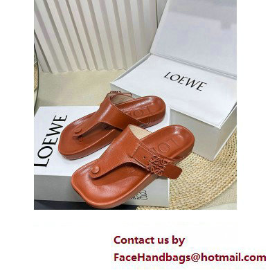 Loewe Ease toe post Women/Men sandals in goatskin Tan 2024