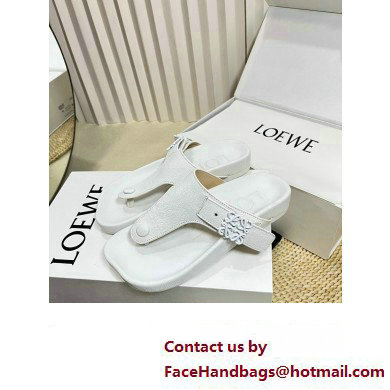 Loewe Ease toe post Women/Men sandals in goatskin White 2024