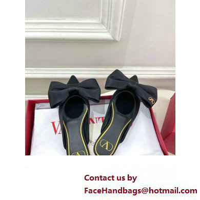 Valentino Un Chateau Bow Flat Mules Satin Black 2024