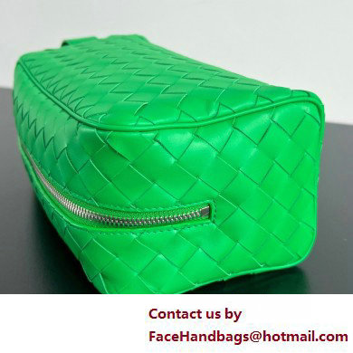 Bottega Veneta Intrecciato Travel Pouch Parakeet 2025