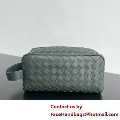 Bottega Veneta Intrecciato Travel Pouch dark green 2025