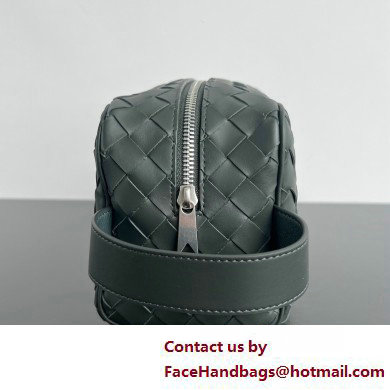 Bottega Veneta Intrecciato Travel Pouch dark green 2025