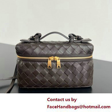 Bottega Veneta Intrecciato leather BANG BANG vanity case KAKI 2025